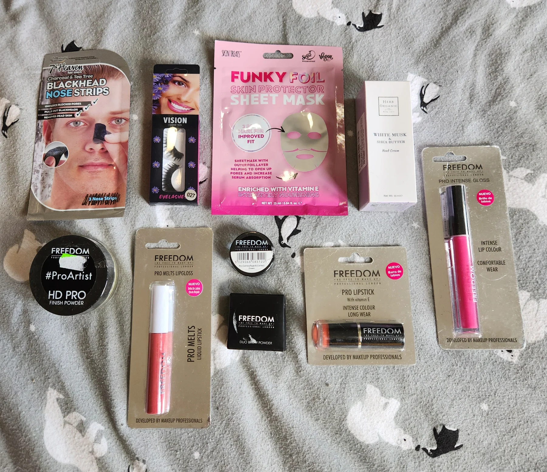 New Mixed Beauty/Cosmetics Bundle Joblot, Freedom, Hand Cream, Face Mask