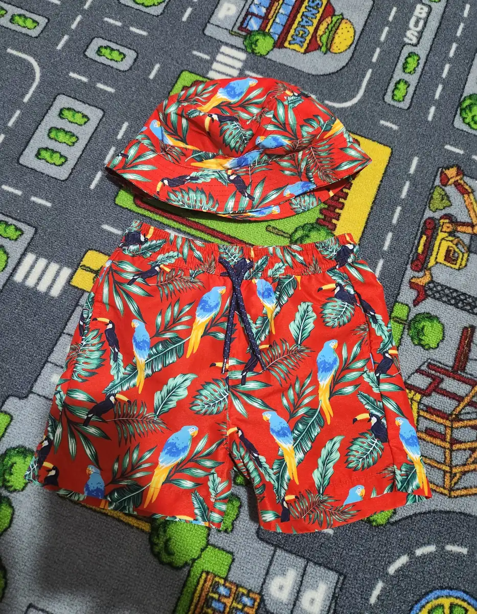 Threadboys Age 5-6 Boys Matching Parrot Shorts & Bucket Hat