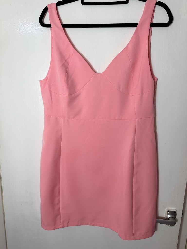1. Extro & Vert Pink Bodycon Mini Dress – Size 14 – Brand New With Tags