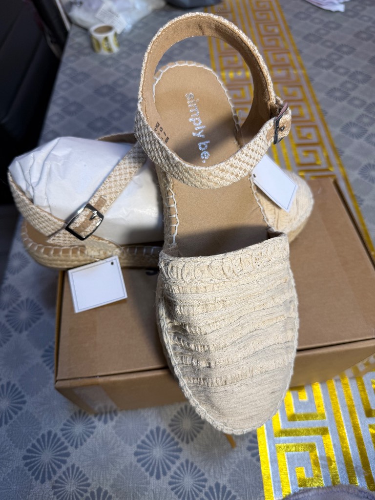 Simply Be White EX Wide Fit Sandals UK 8