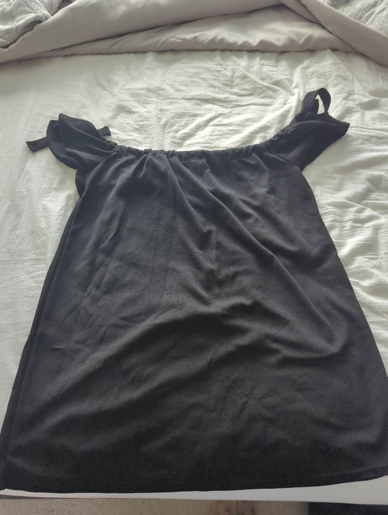 Black size 14 boohoo dress