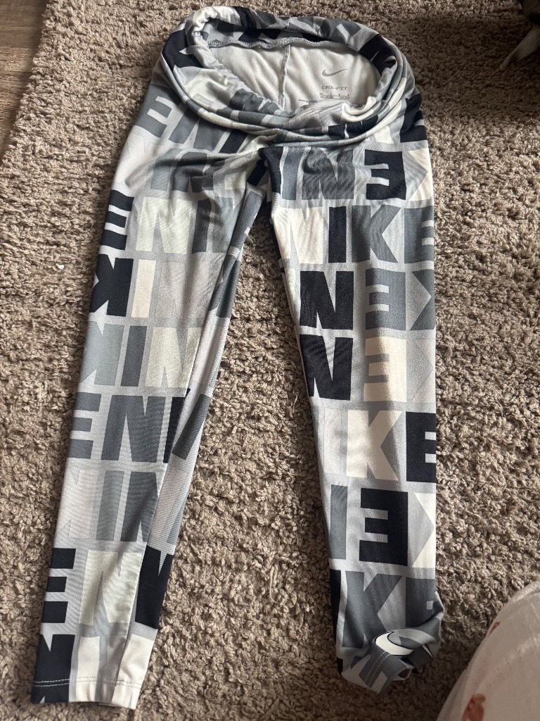 Girls grey and black Nike leggings