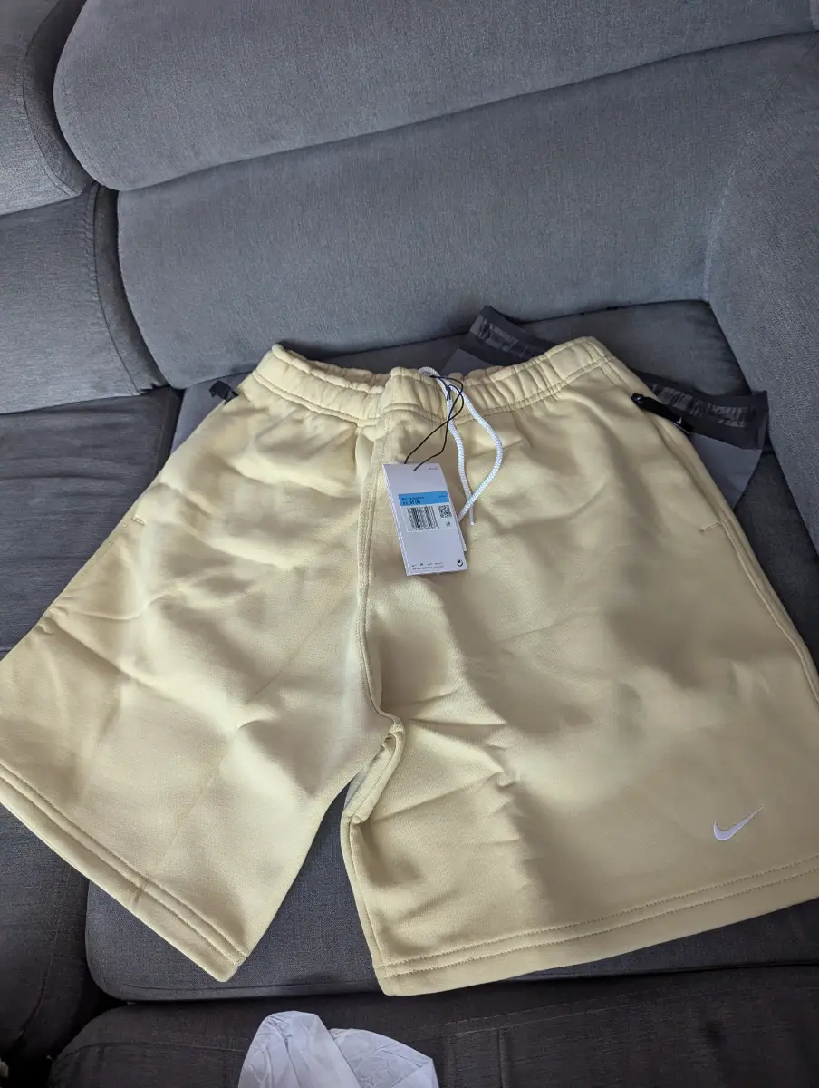 Nike swoosh shorts mens cream yellow size M