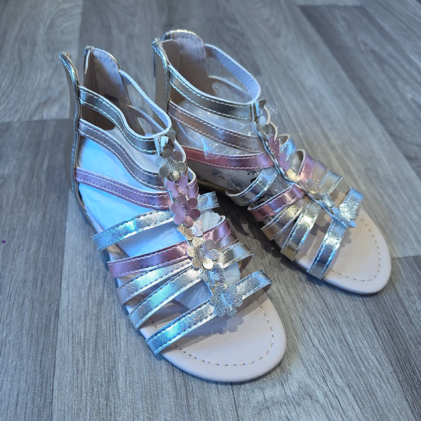 Girls sandals new size 13