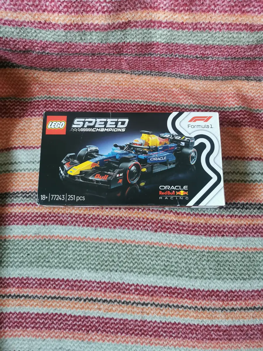 LEGO SPEED CHAMPIONS: Oracle Red Bull Racing Rb20 F1 Race Car (77243) New Sealed