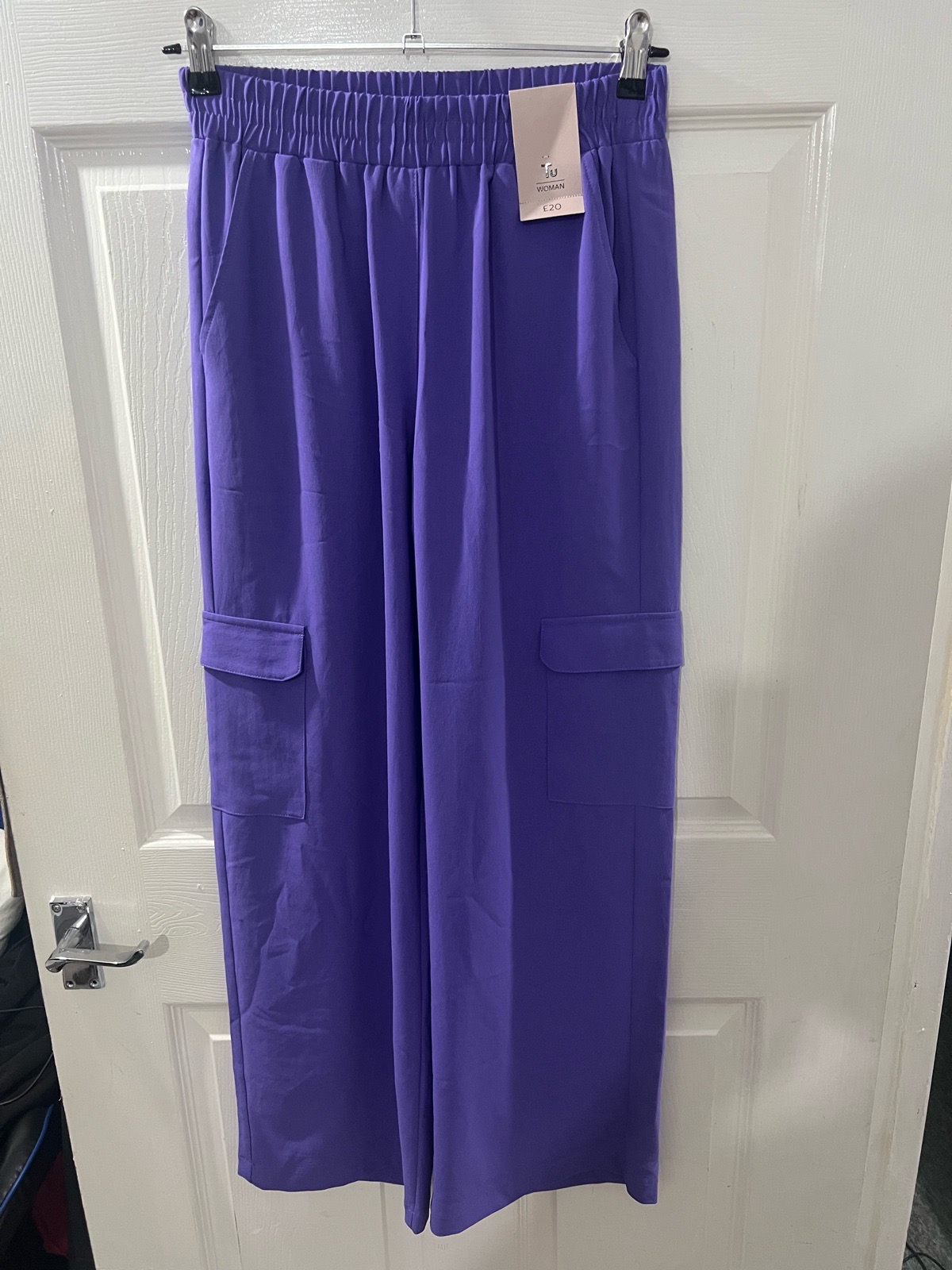 Women’s wide leg cargo trousers size 8R