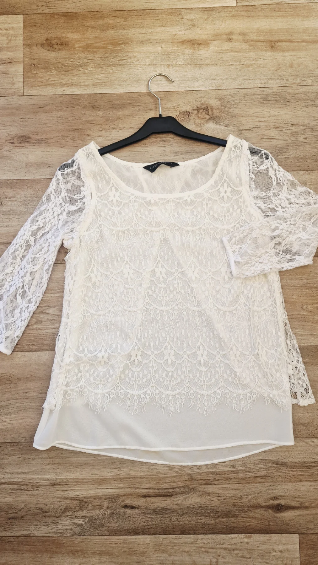 Pretty Dorothy Perkins White lace top Size 10