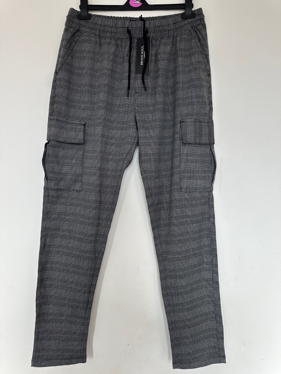 Brave Soul London Men’s Check Cargo Joggers – Size 32 – BNWT