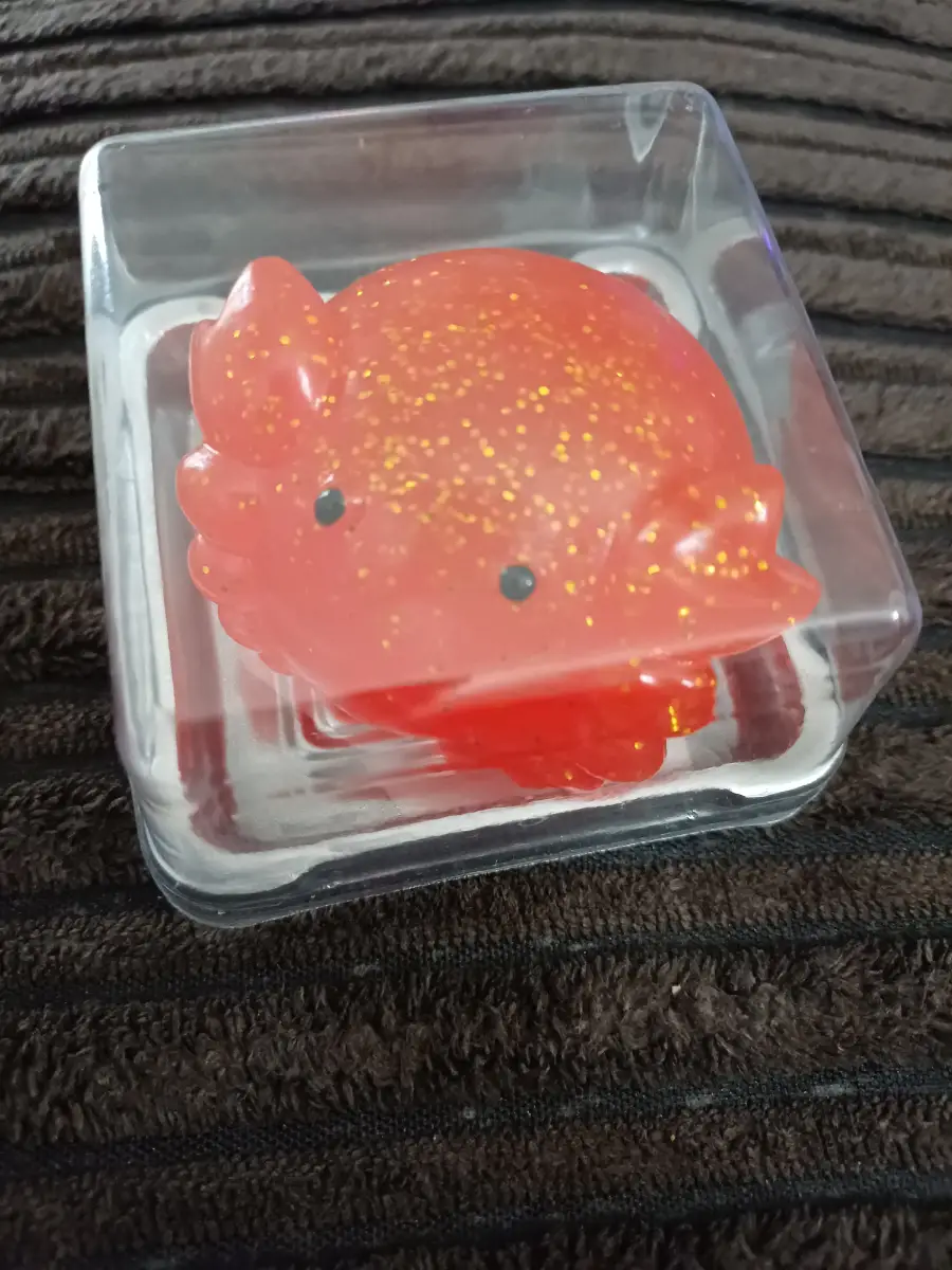 Small tactile crab