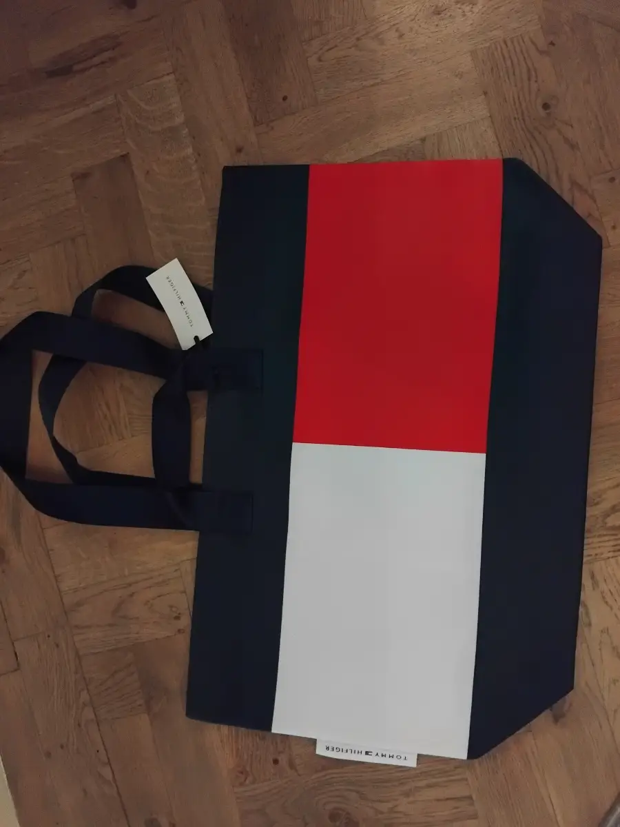 Tommy Hilfiger New Ladies Large Beach/Tote Bag