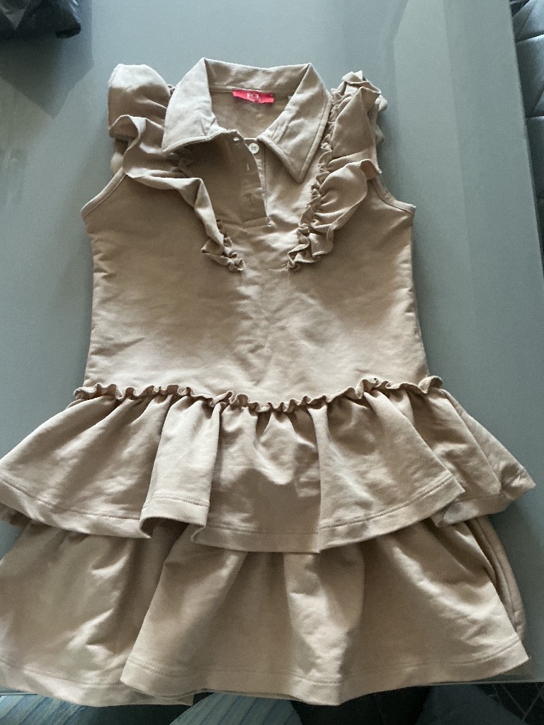 Girls dress