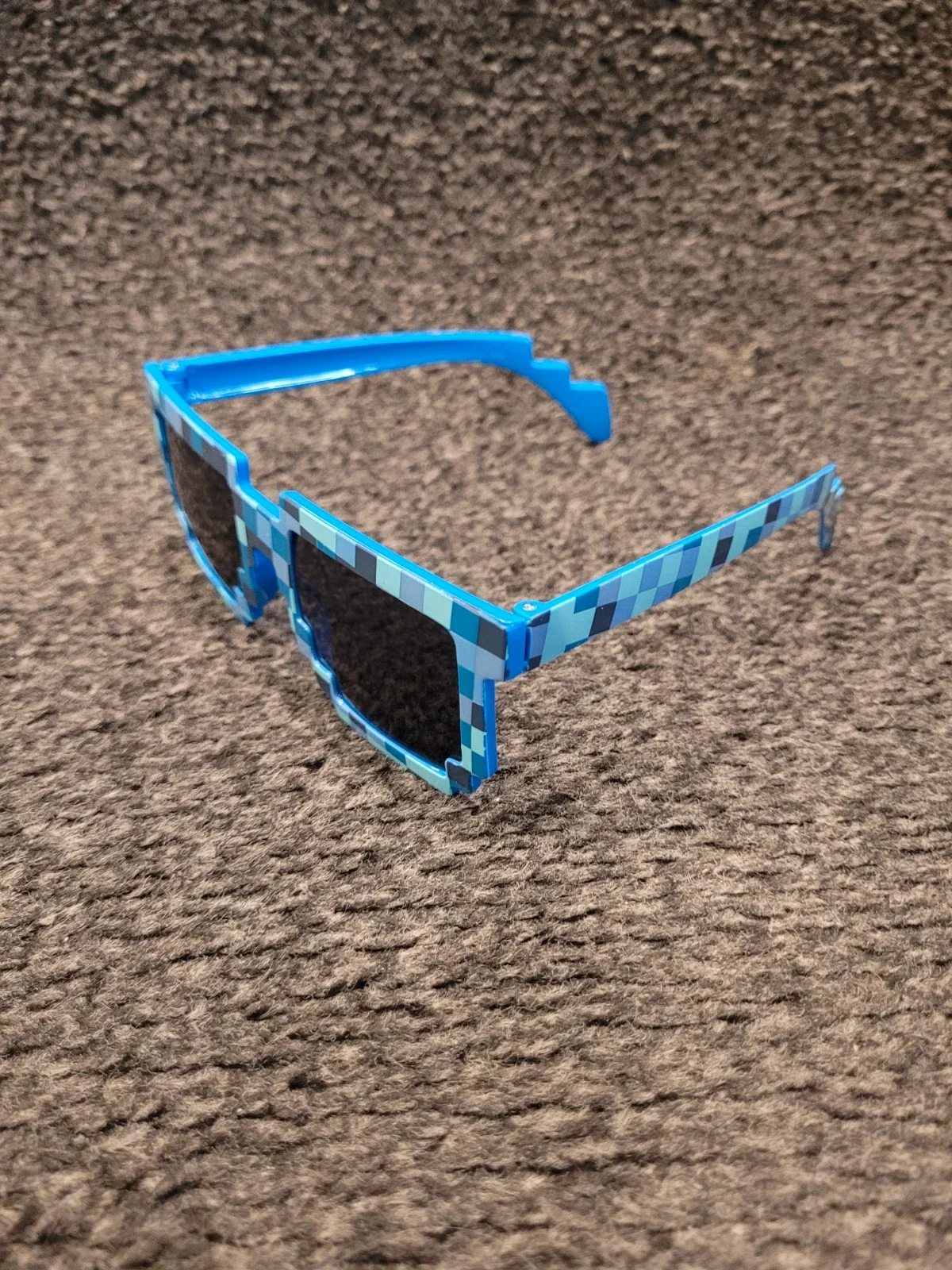Minecraft Creeper Pixel Sunglasses - Fun Novelty Glasses in Blue