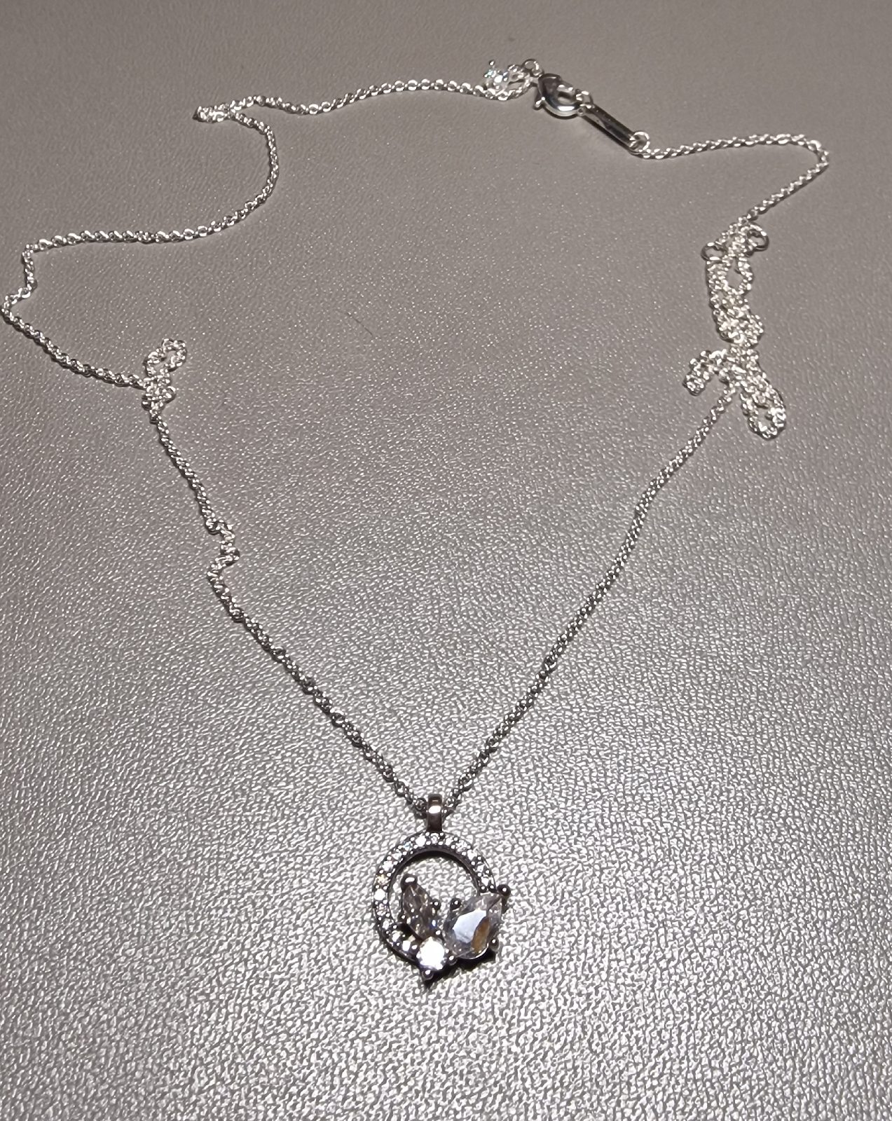 Sparkling Cluster necklace