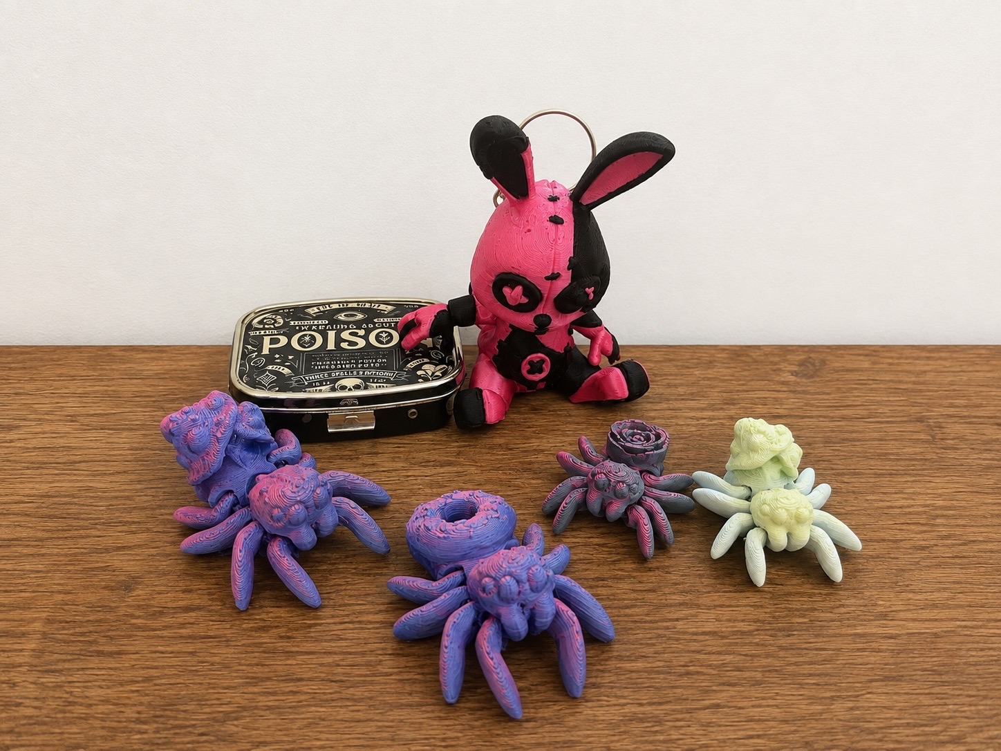 Small gothic 3D printed spider and bunny bundle with working metal pill box
