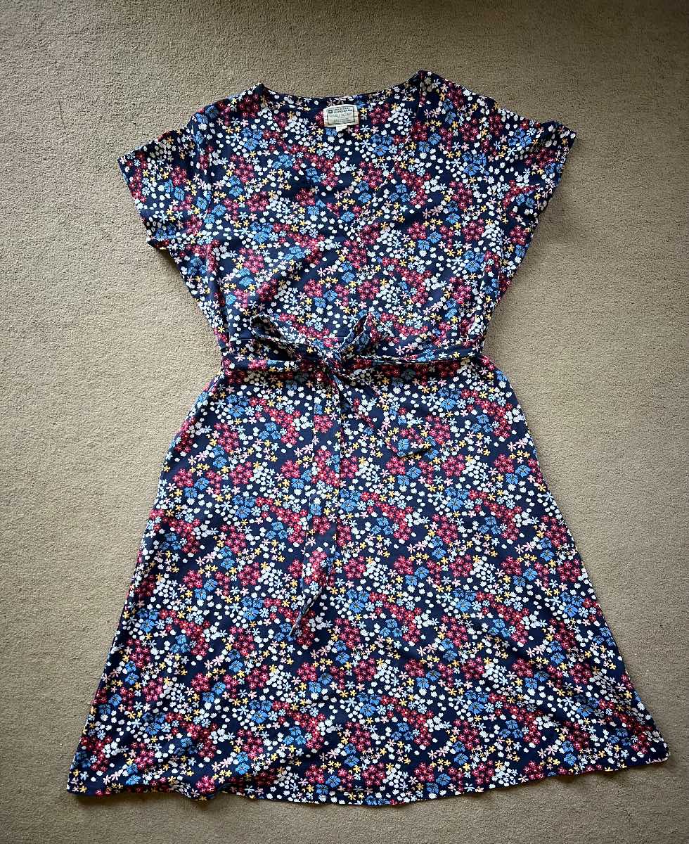 Mountain Warehouse women’s Uk size 16 Vienna printed floral dress with pockets