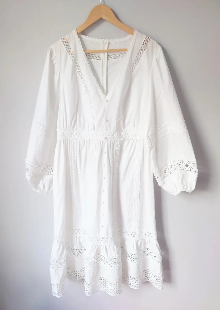 Cutwork crochet puff sleeve dress