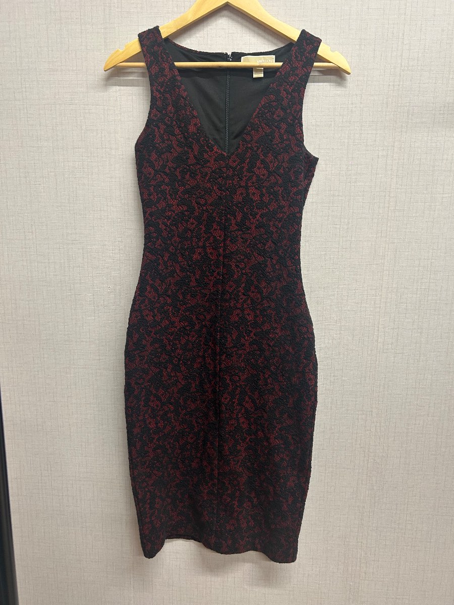Michael Kors Dress Size 0 XS Womens Red Black Textured Pattern V-Neck Bodycon