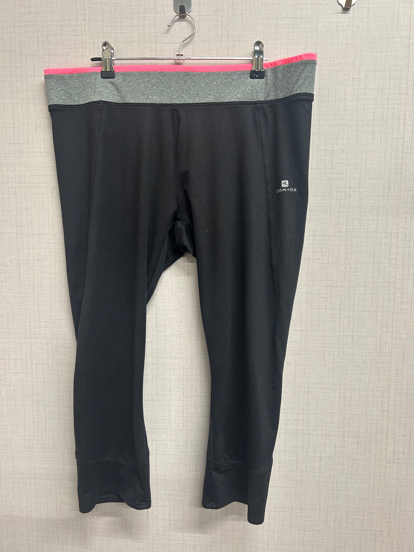 Domyos Decathlon Women Crop Gym Leggings Size XL UK 16 18 Black Pink Running