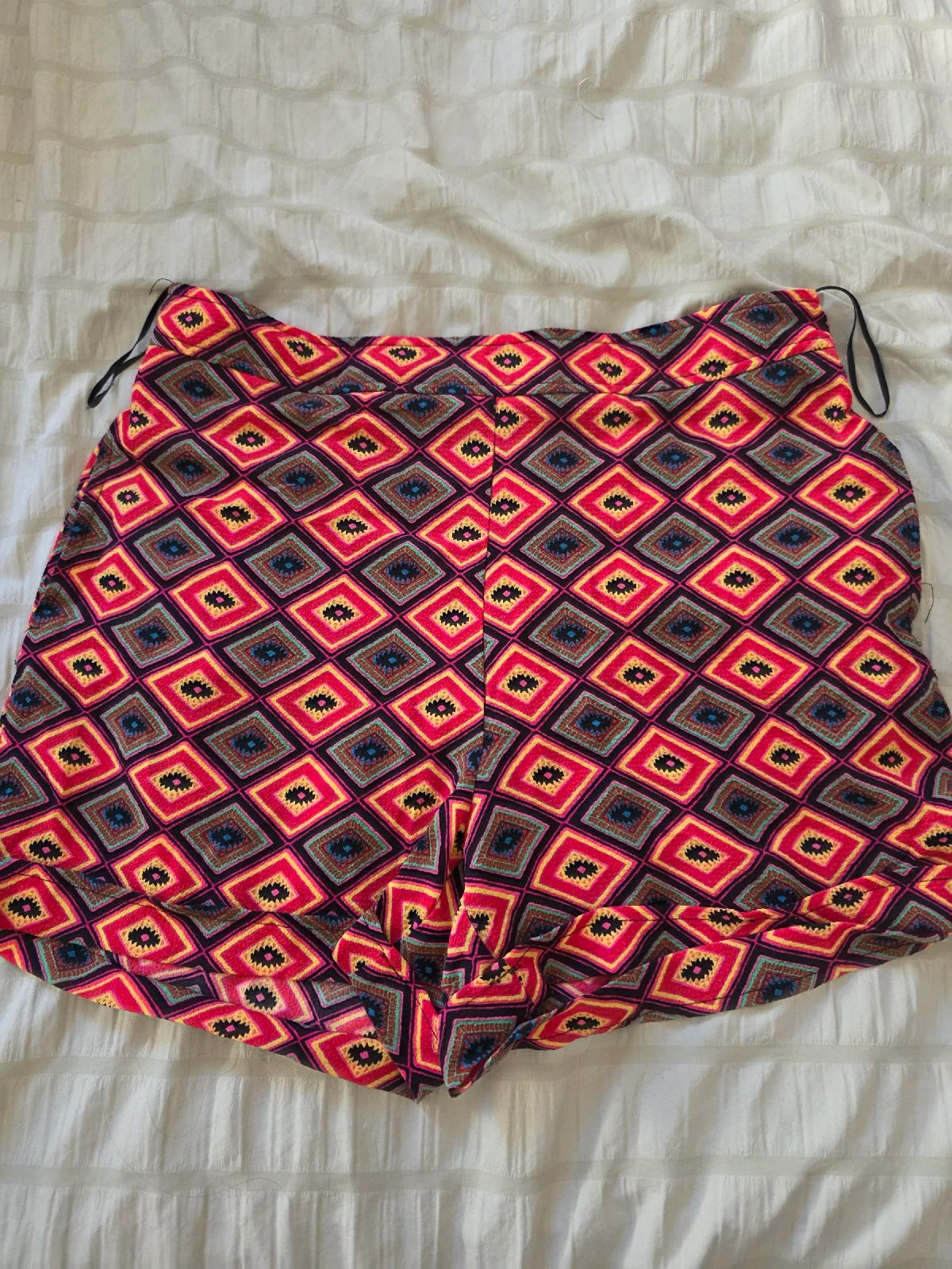 Geometric shorts