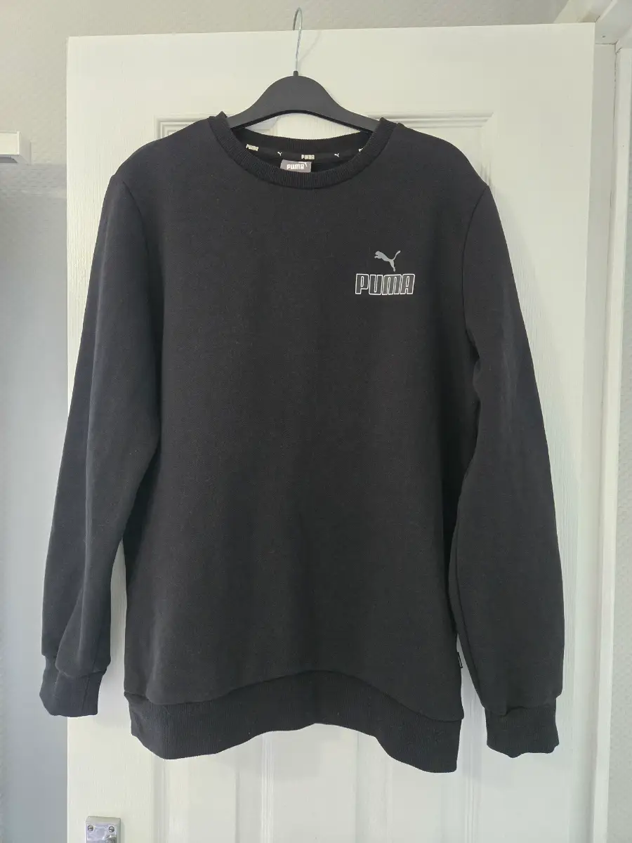 Puma Men’s Black Sweatshirt Size Small
