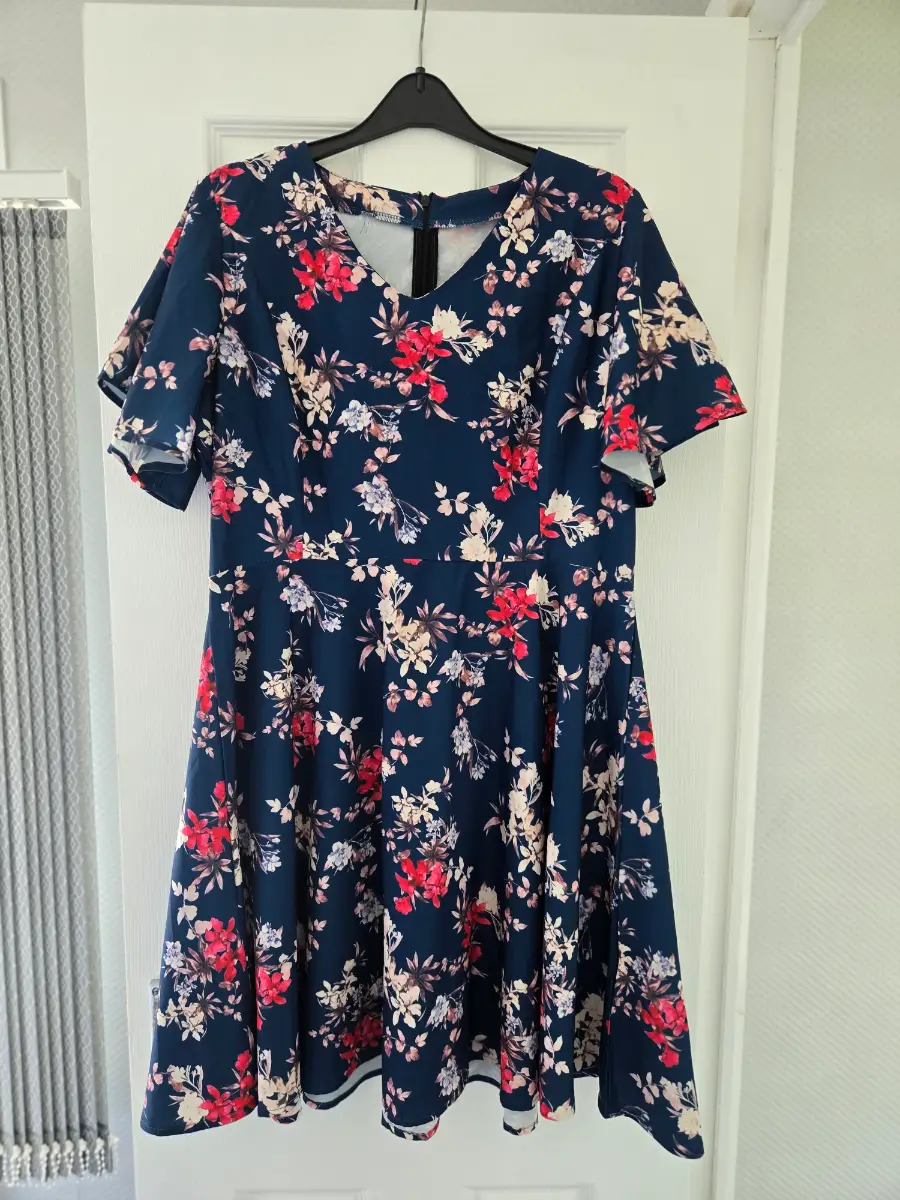 Ladies Blue Floral summer Dress uk16