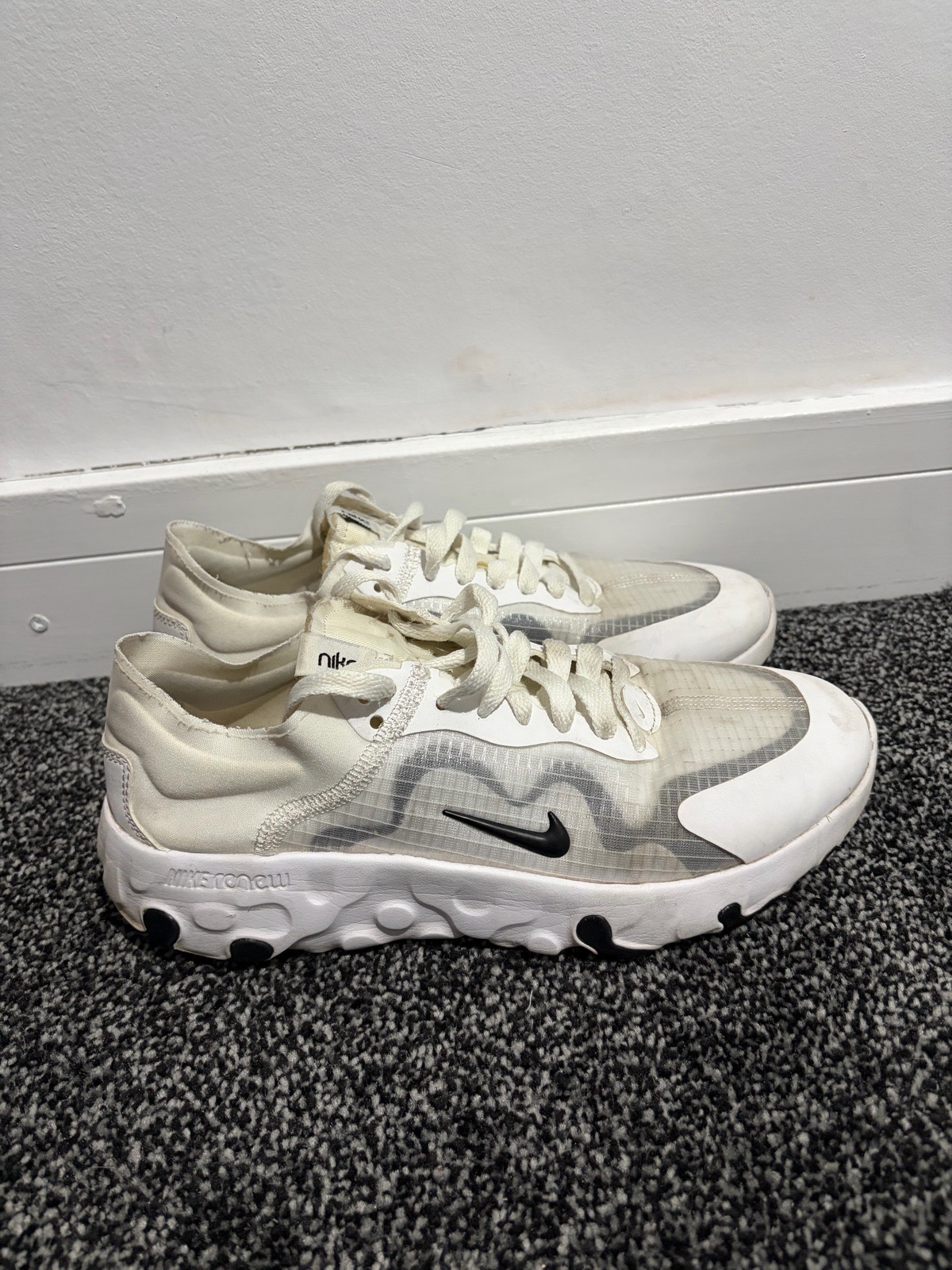 Nike Renew Women’s Trainers Size 5.5
