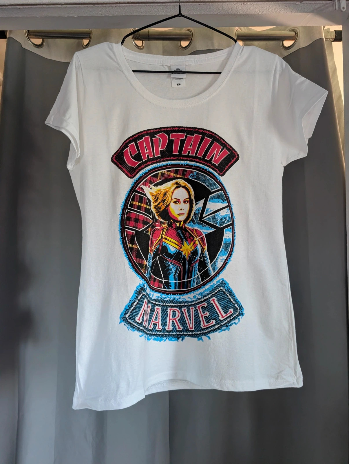 Marvel Captain Marvel White Graphic Band T Shirt M UK 10 12