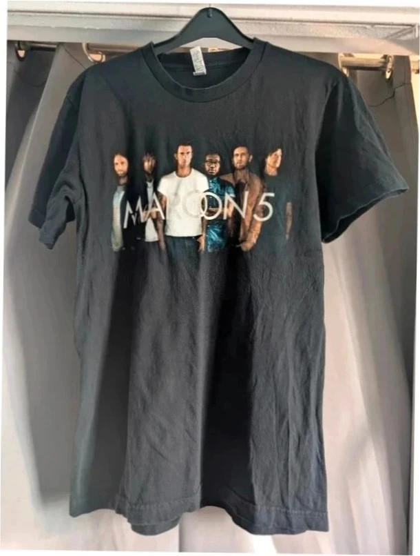 Official Maroon 5 2016 Tour T Shirt Black Medium UK 10 12