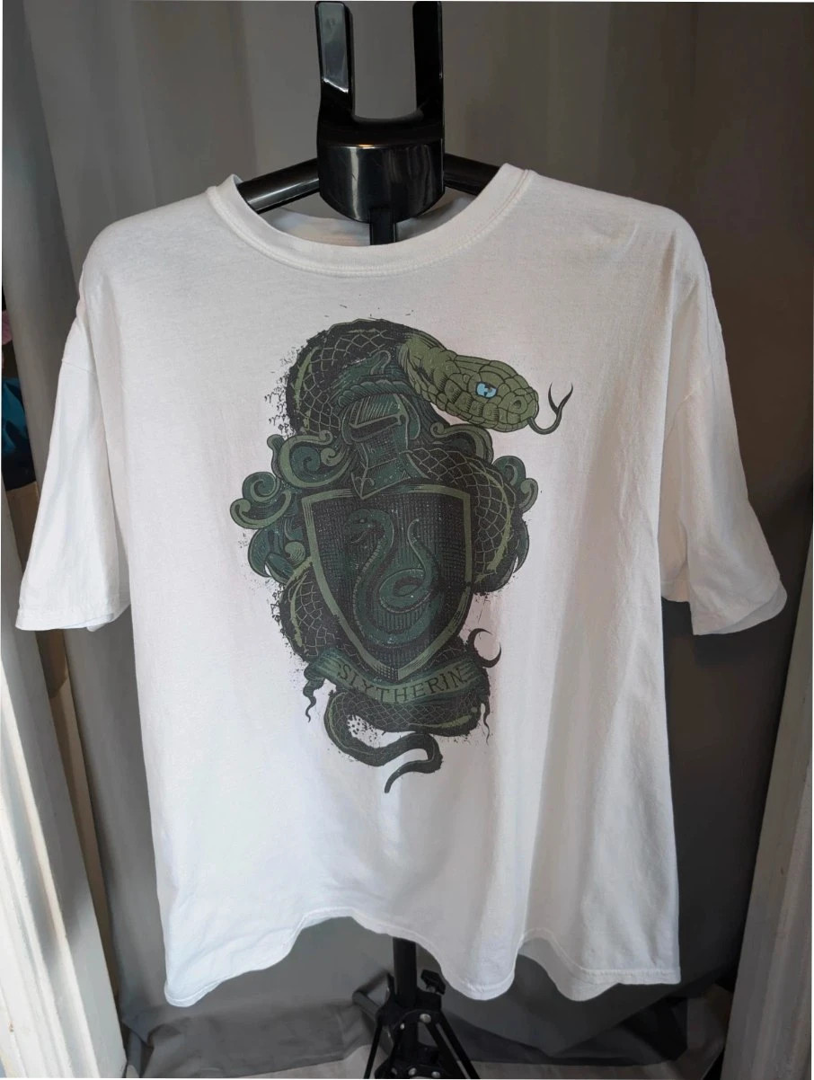 Official Harry Potter Slytherin Snake Crest White Graphic T Shirt Size 2XL Plus Size