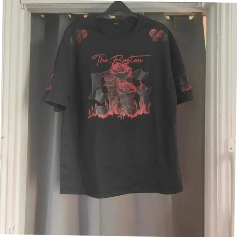 Unbranded Black Red Rose Graphic T Shirt Small S 8 10 Boston Gothic Grunge Top