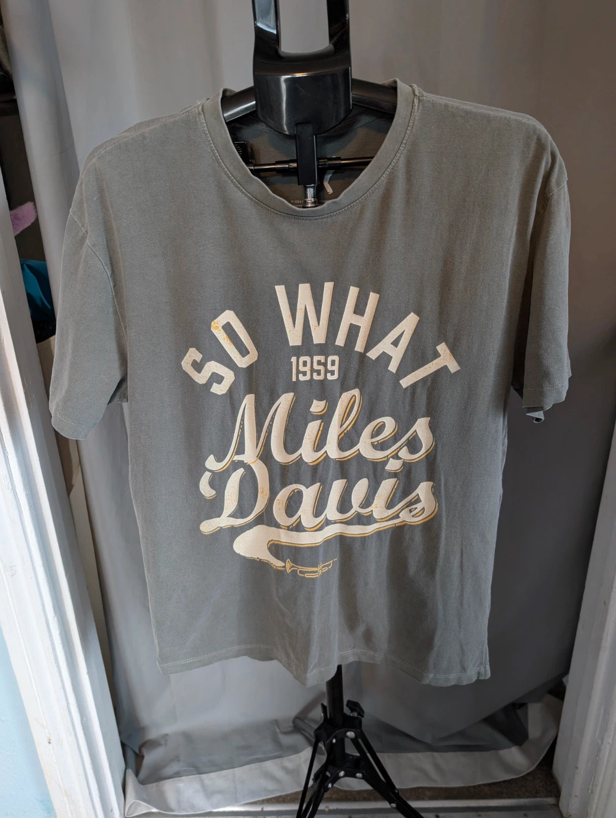 Official Miles Davis So What 1959 Graphic T Shirt Size M UK 10 12