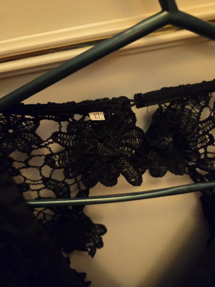 Black laced dress size 12/14