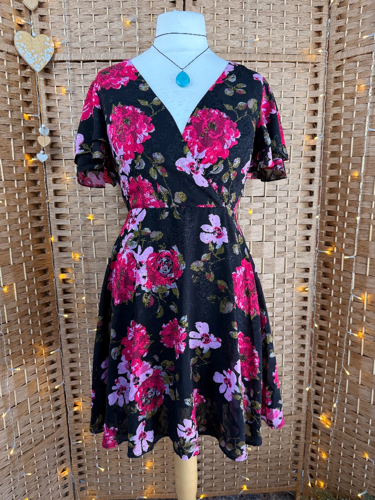🌸 Black Floral Skater Dress UK 10-12 Pink Rose Print 🌸