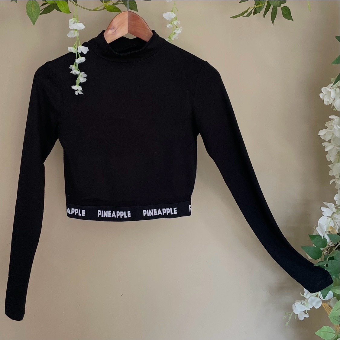Pineapple Black Long Sleeve Crop Top Size XS