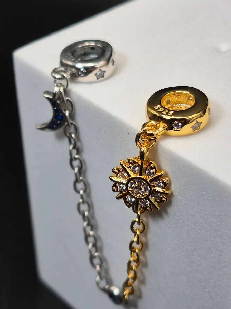 Charm silver 925 gold plated buy 2 receve gift 🎁