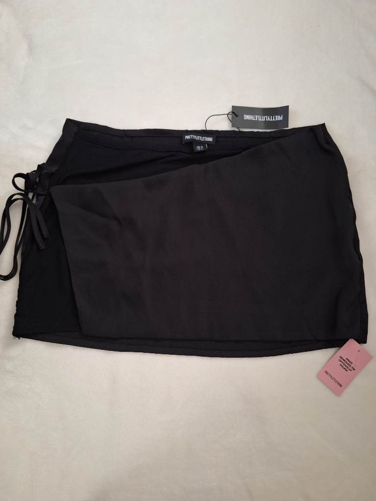 PrettyLittleThing Skirt
