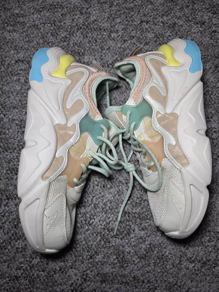 Erke Trainers