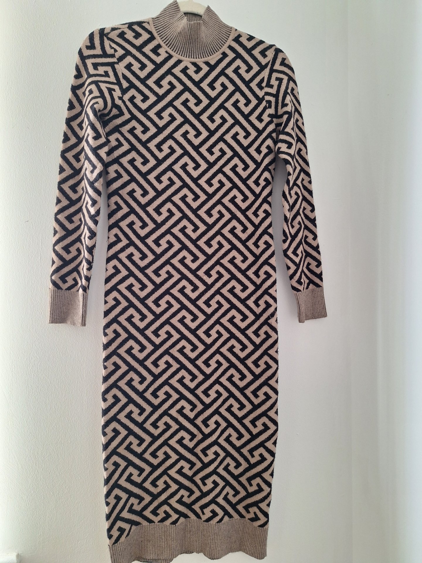 Calf dress