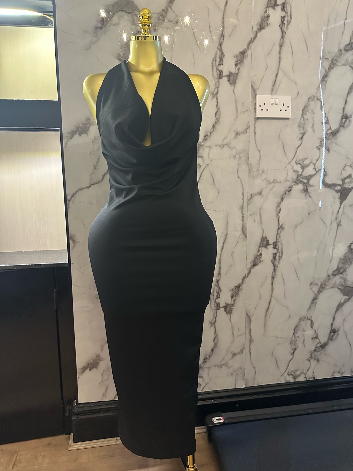 Black Halter Cowl Neck Maxi Dress 🖤 - Size Small