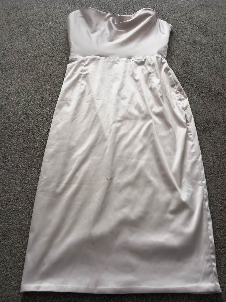 Good condition oh polly dress