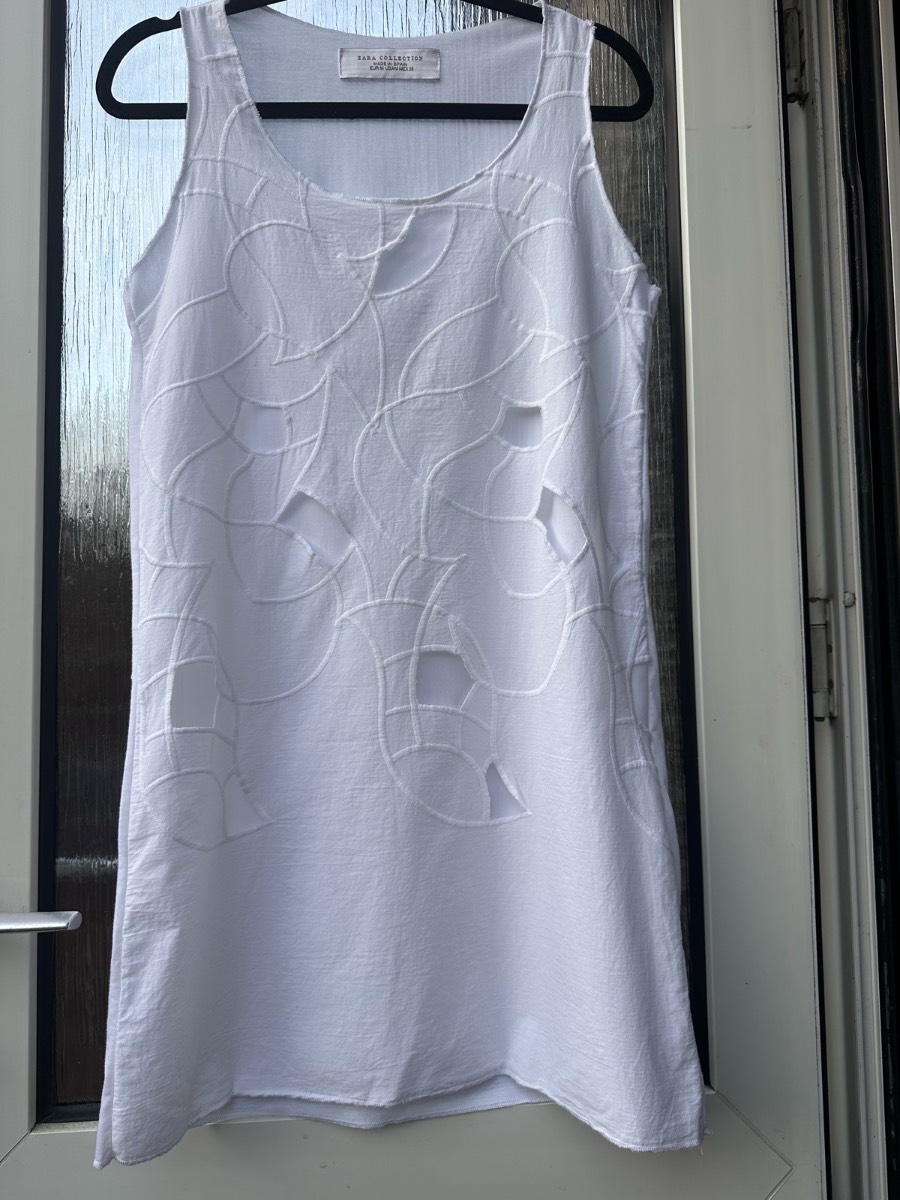 Zara Collection White Embroidered Cut-Out Sleeveless Dress / Beach Cover-Up – Size M