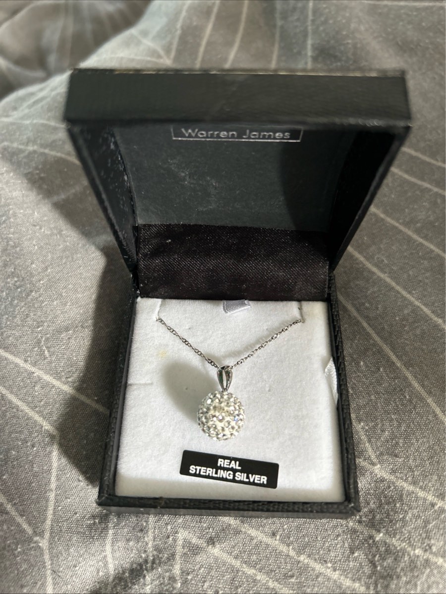 925 Sterling Silver Necklace With White Crystal Ball. Brand New In Box