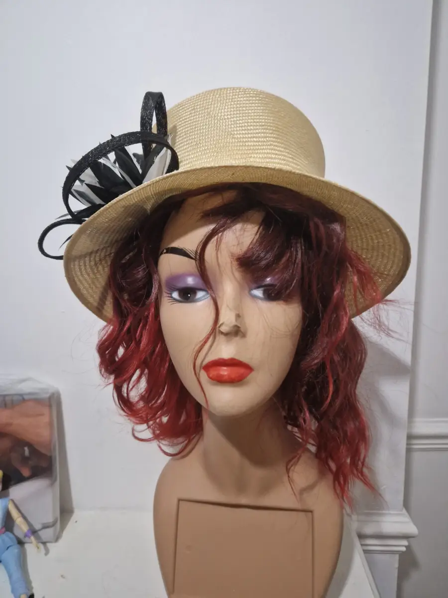 Ladies hat