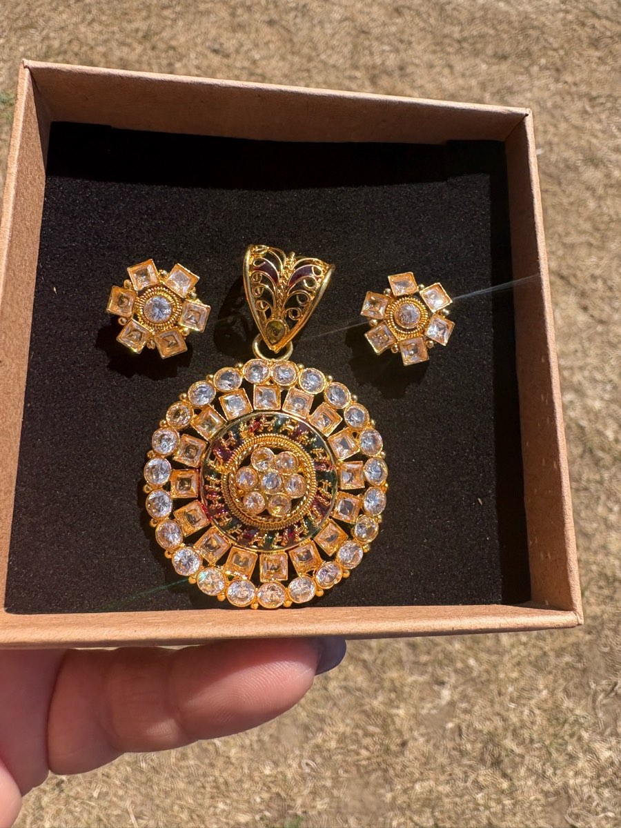 Indian Pendant & Earrings
