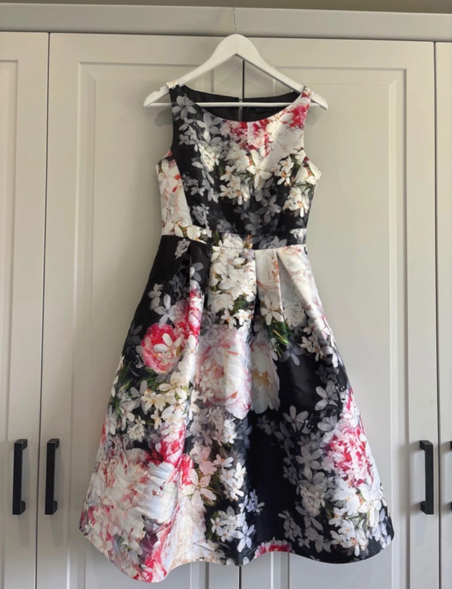 Size 10 Debut Floral Fit & Flare Dress