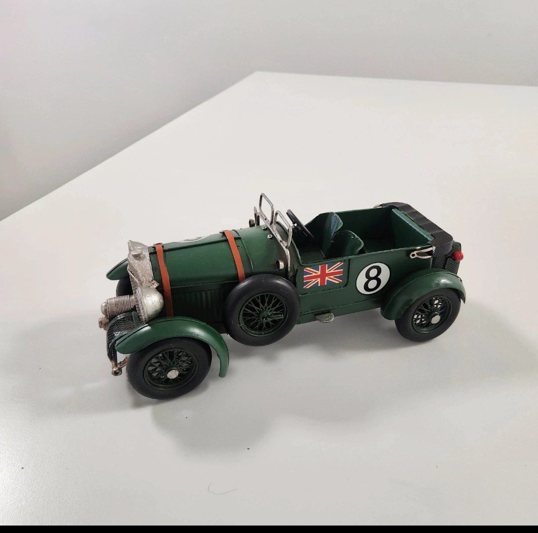 New Large Vintage British Racing Green Car 32cm  Retro Racing Display Piece