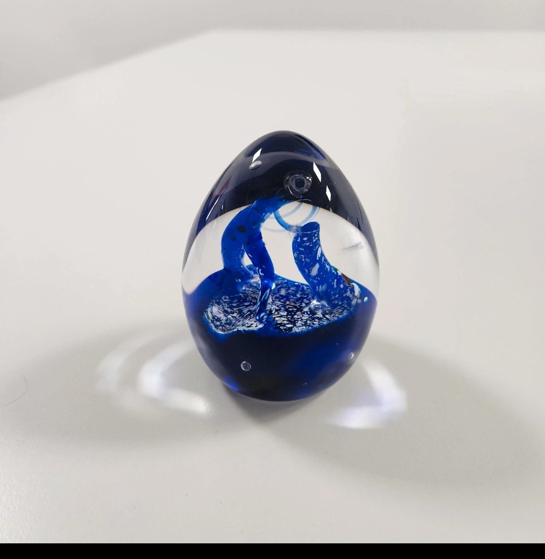 Damaged Caithness Scotland Deja Vu Paperweight