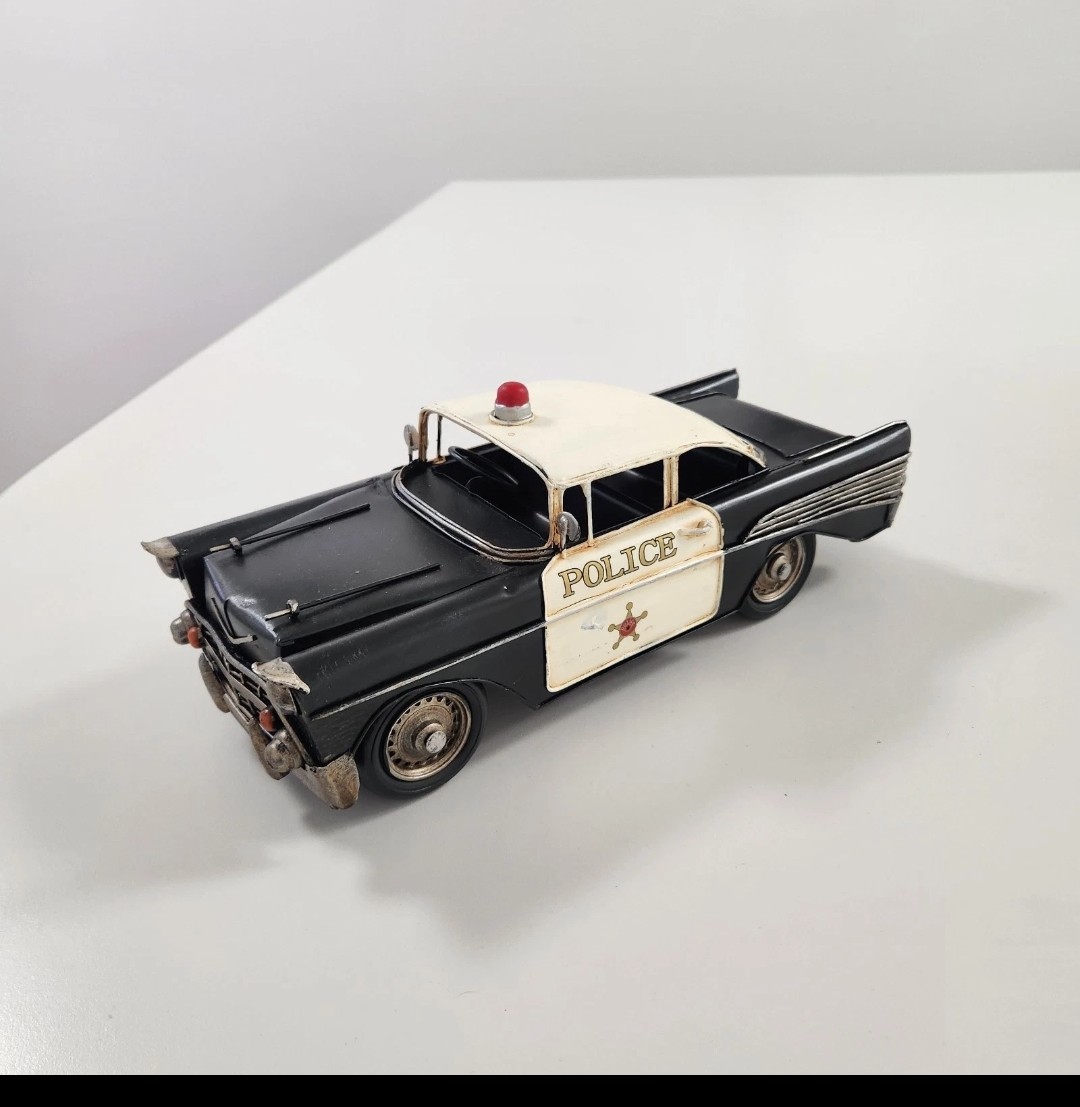 New 1950s American Police Cruiser – Vintage Style Metal Model 32cm 🚓