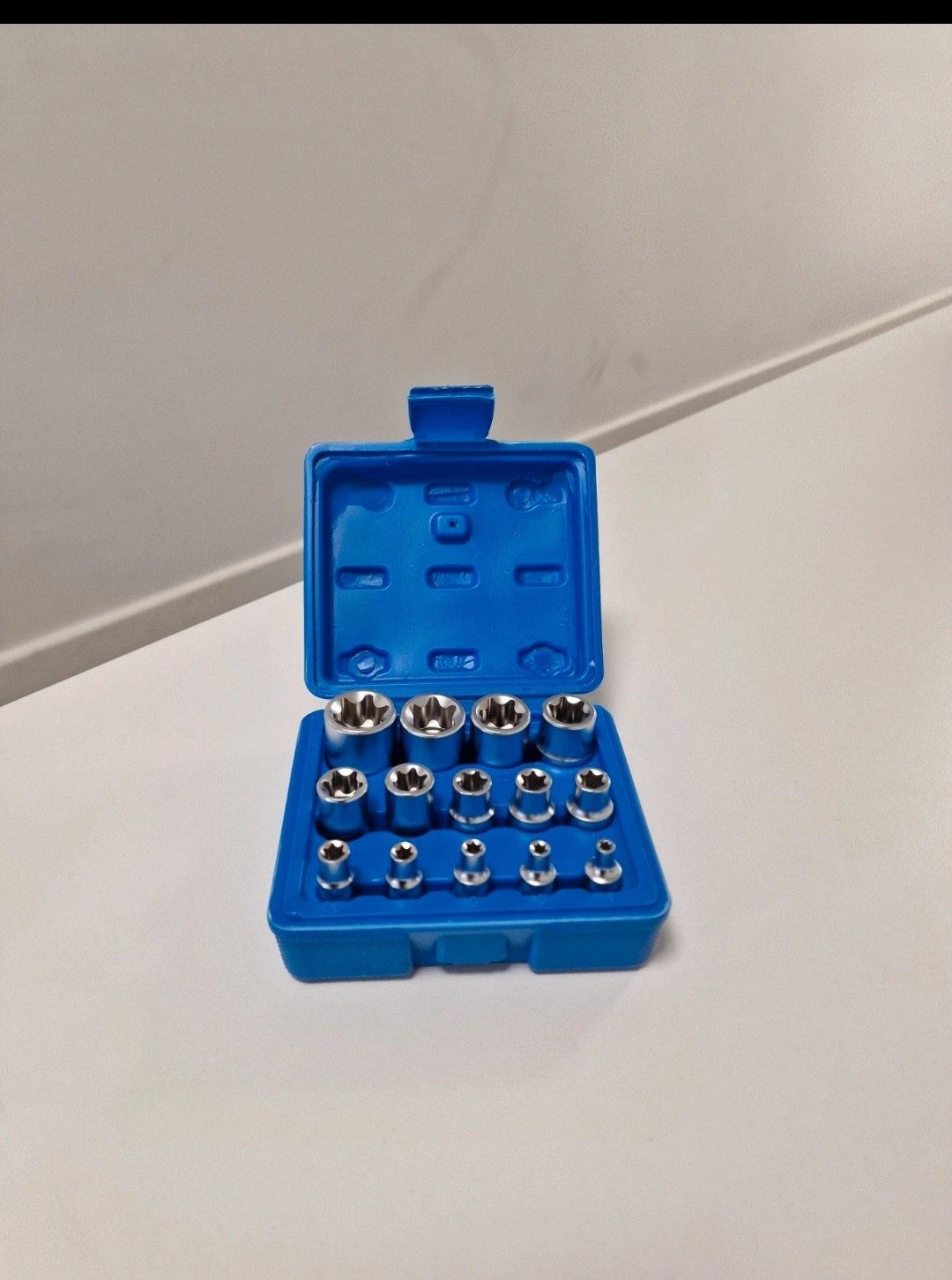 New SATRA S-P14ES 14pc Star/ Torx® Socket Set – 1/4″, 3/8″, 1/2 Dr