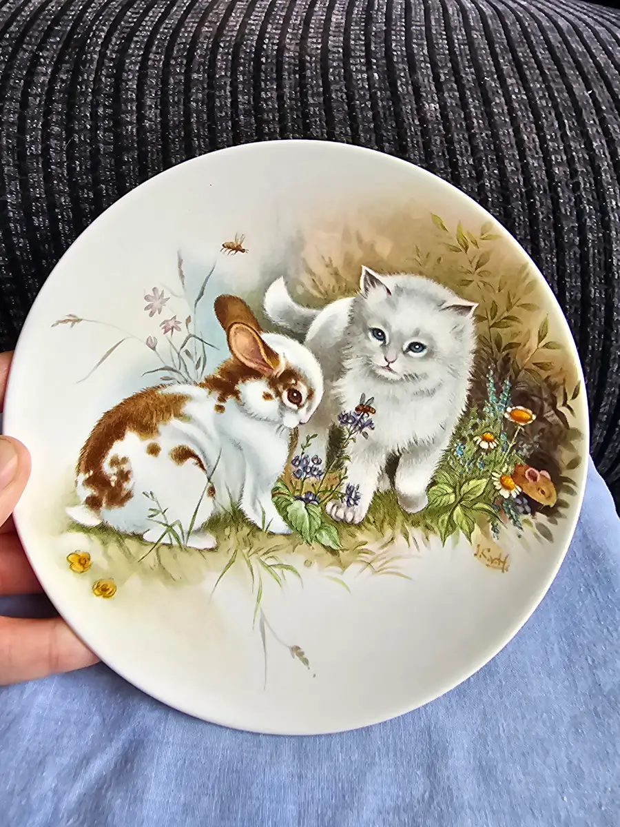 Vintage Poole Pottery Kitsch Cat & Rabbit Plate 6"